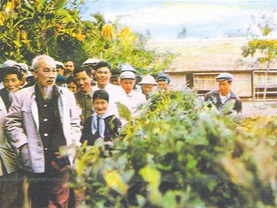 HỌC TẬP VÀ LÀM THEO TƯ TƯỞNG, ĐẠO ĐỨC, PHONG CÁCH HỒ CHÍ MINH (Sinh Hoạt Chỉ Thị 05)